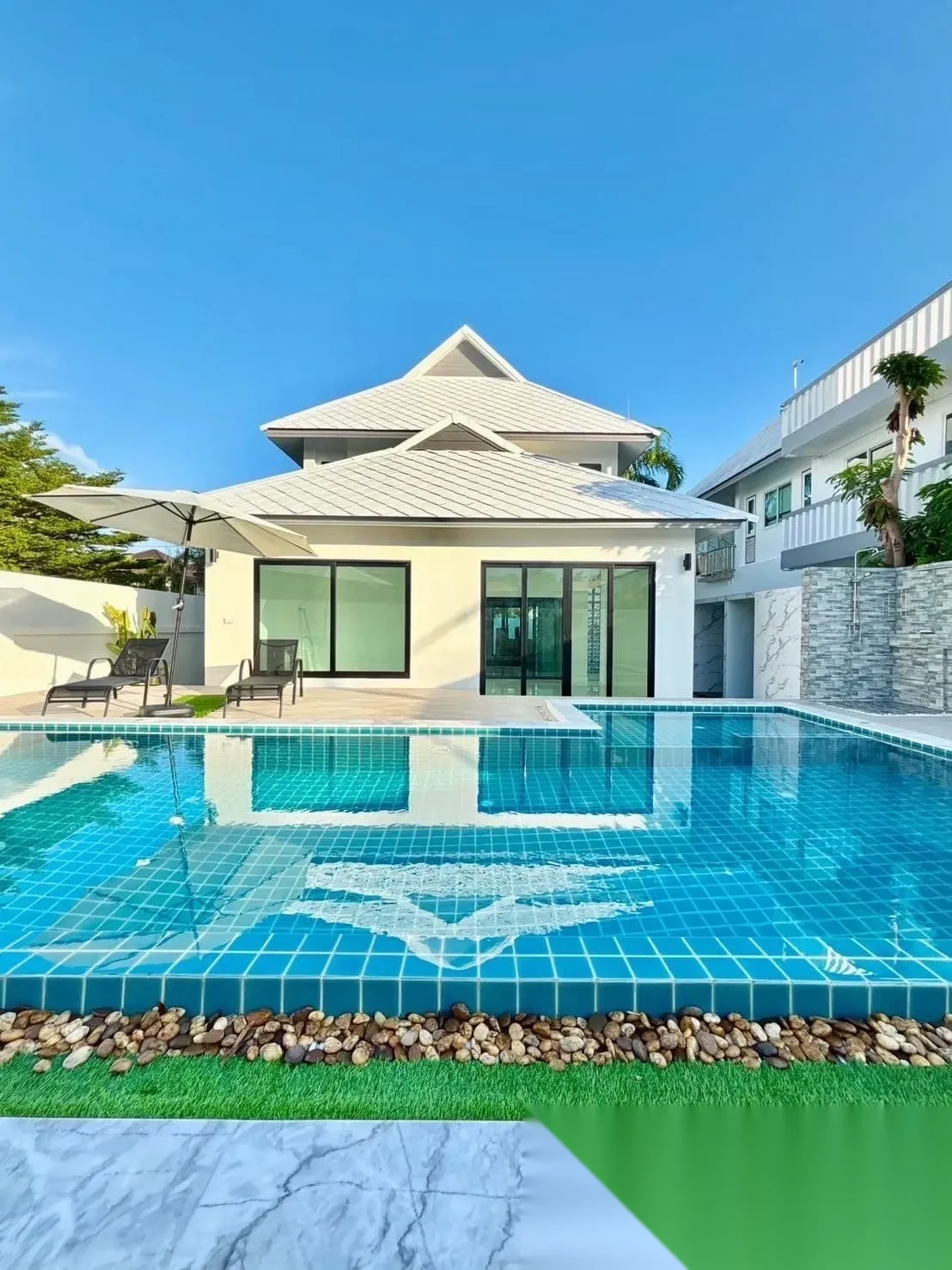 3 Bedroom House for sale at Suriyaporn Place complex · Chalong · Pool View — photo 3