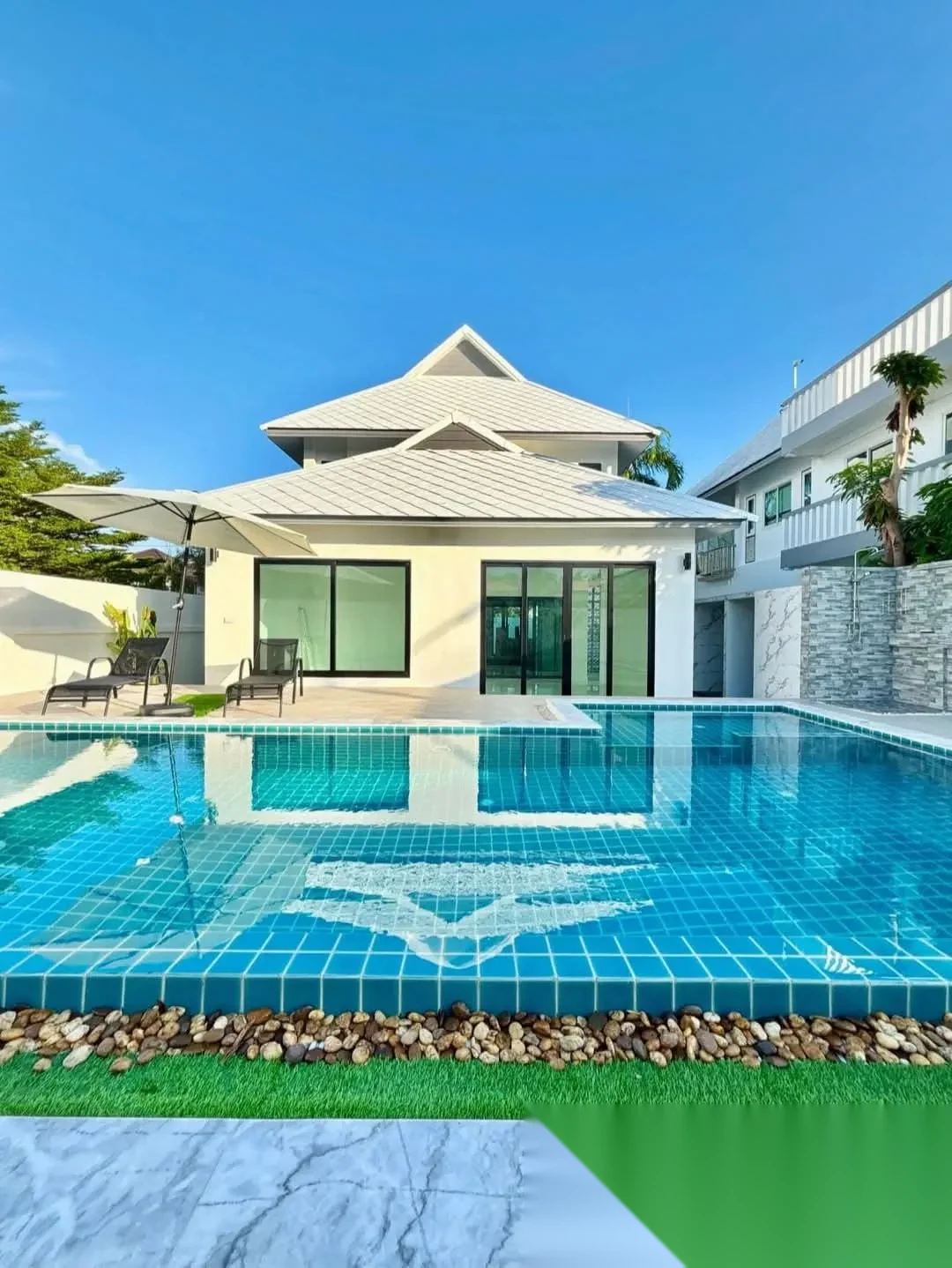 3 Bedroom House for sale at Suriyaporn Place complex · Chalong · Pool View — photo 11
