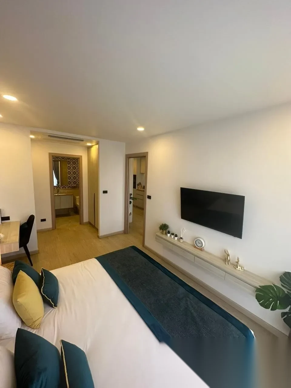 Апартаменты 1BR в ЖК The Ozone Condominium · Чернг Тале / Bang Tao · Вид на бассейн — фото 6