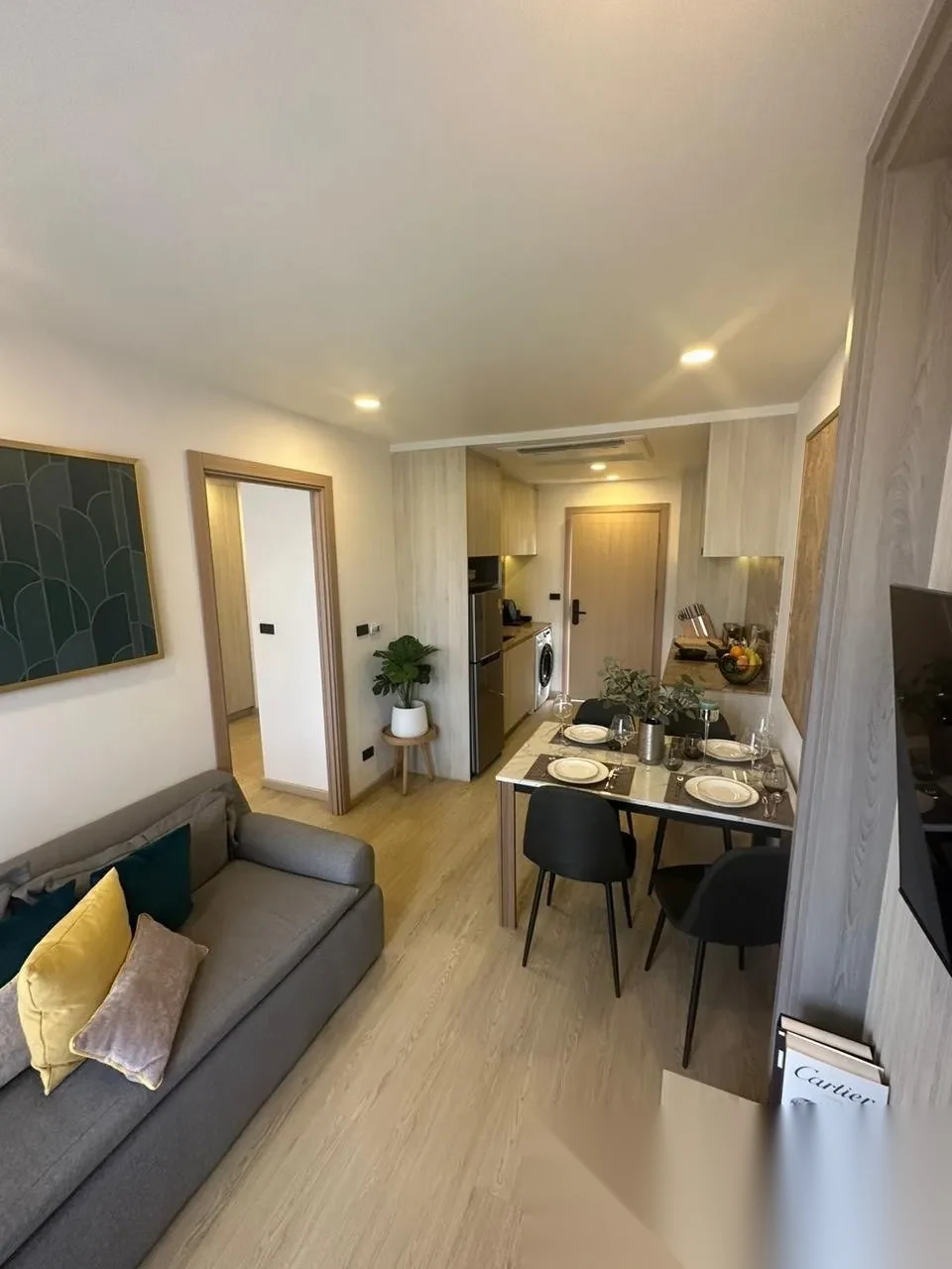 Апартаменты 1BR в ЖК The Ozone Condominium · Чернг Тале / Bang Tao · Вид на бассейн — фото 7