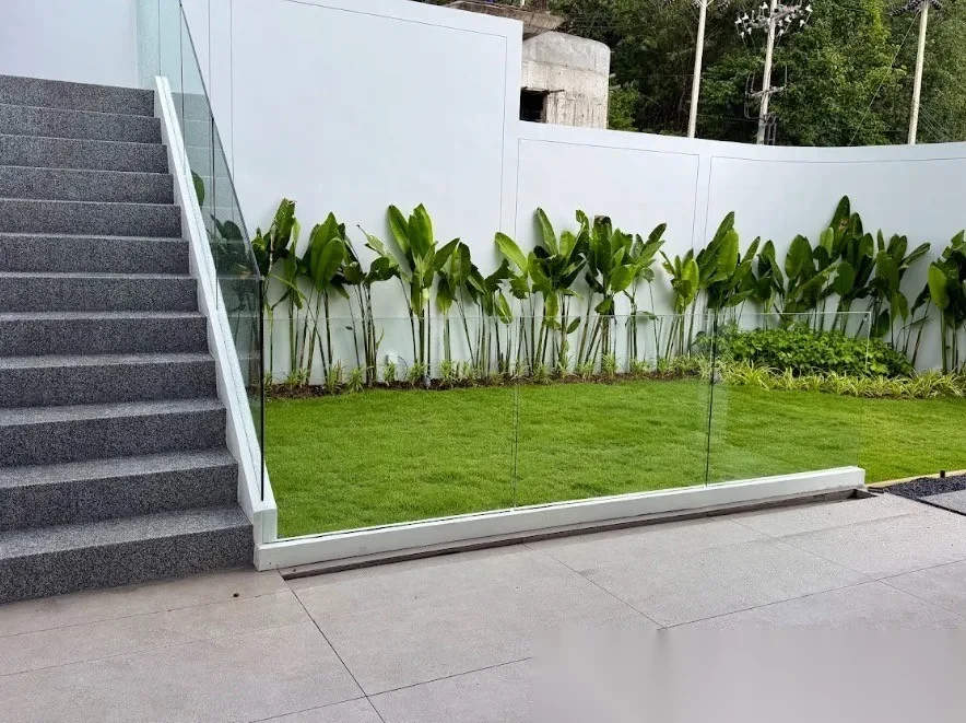 Вилла 4BR в комплексе Clover Residence · Си Сунтон · Выход к бассейну — фото 8