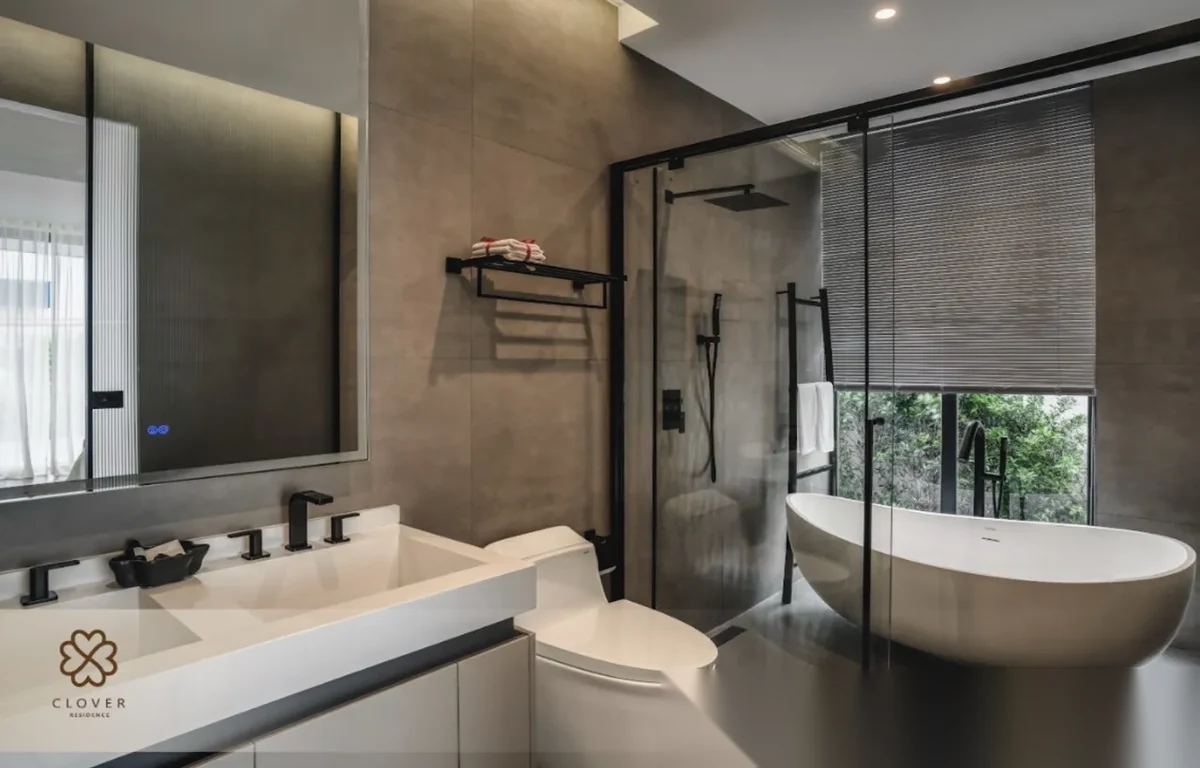 Вилла 4BR в комплексе Clover Residence · Си Сунтон · Выход к бассейну — фото 9