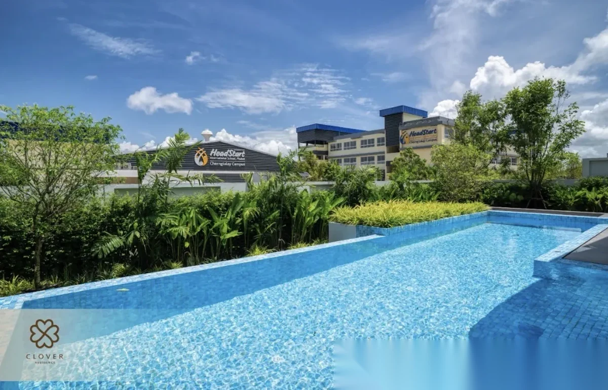 Вилла 4BR в комплексе Clover Residence · Си Сунтон · Выход к бассейну — фото 19