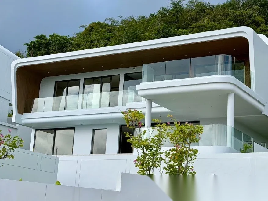 Вилла 4BR в комплексе Clover Residence · Си Сунтон · Выход к бассейну — фото 55
