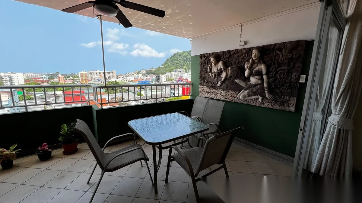 Апартаменты 3BR в ЖК Patong Loft · Патонг · Частичный вид на море — фото 5