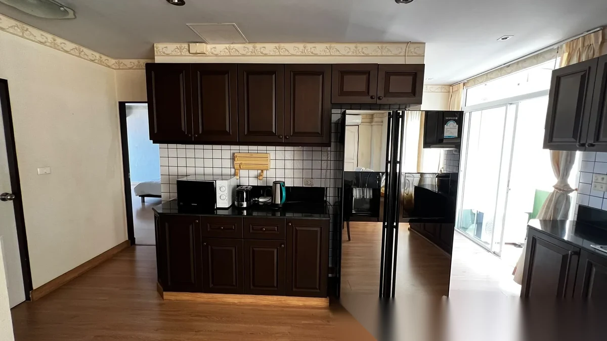 Апартаменты 3BR в ЖК Patong Loft · Патонг · Частичный вид на море — фото 9