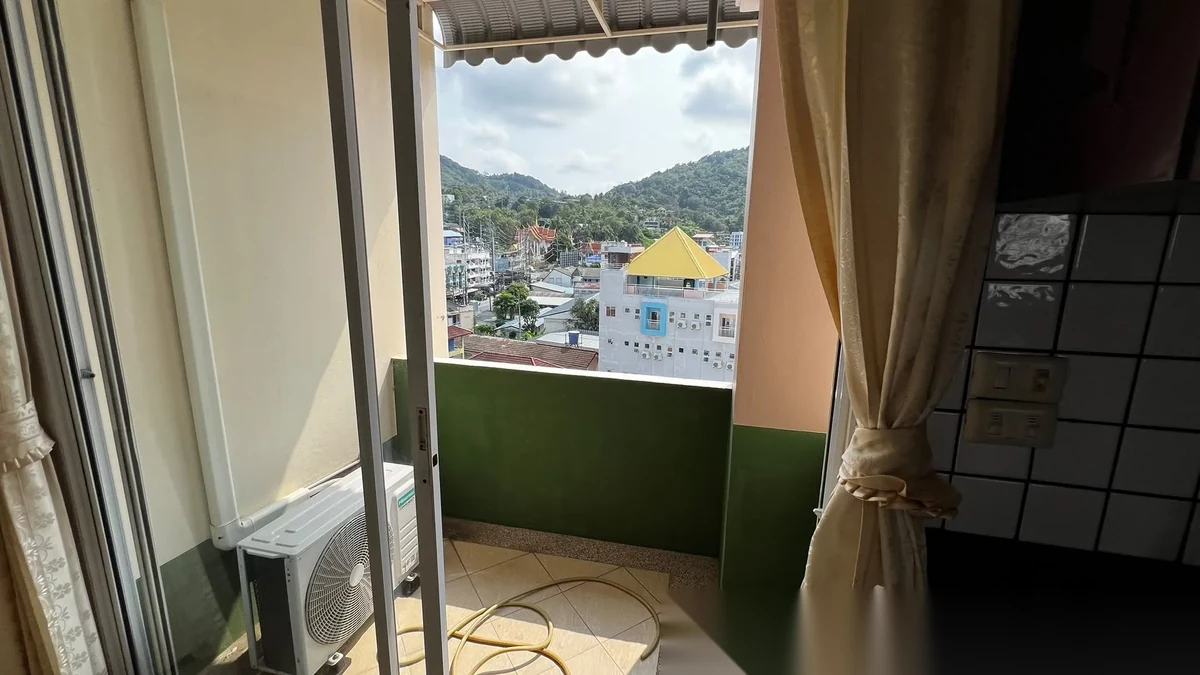Апартаменты 3BR в ЖК Patong Loft · Патонг · Частичный вид на море — фото 10