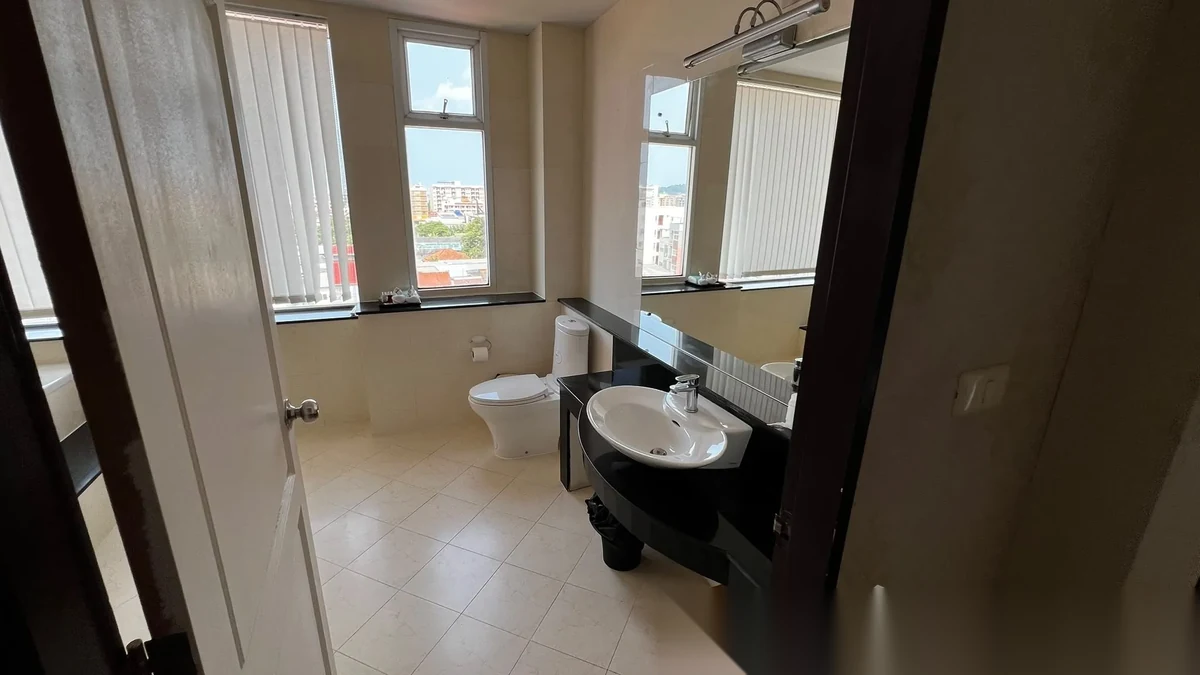 Апартаменты 3BR в ЖК Patong Loft · Патонг · Частичный вид на море — фото 16