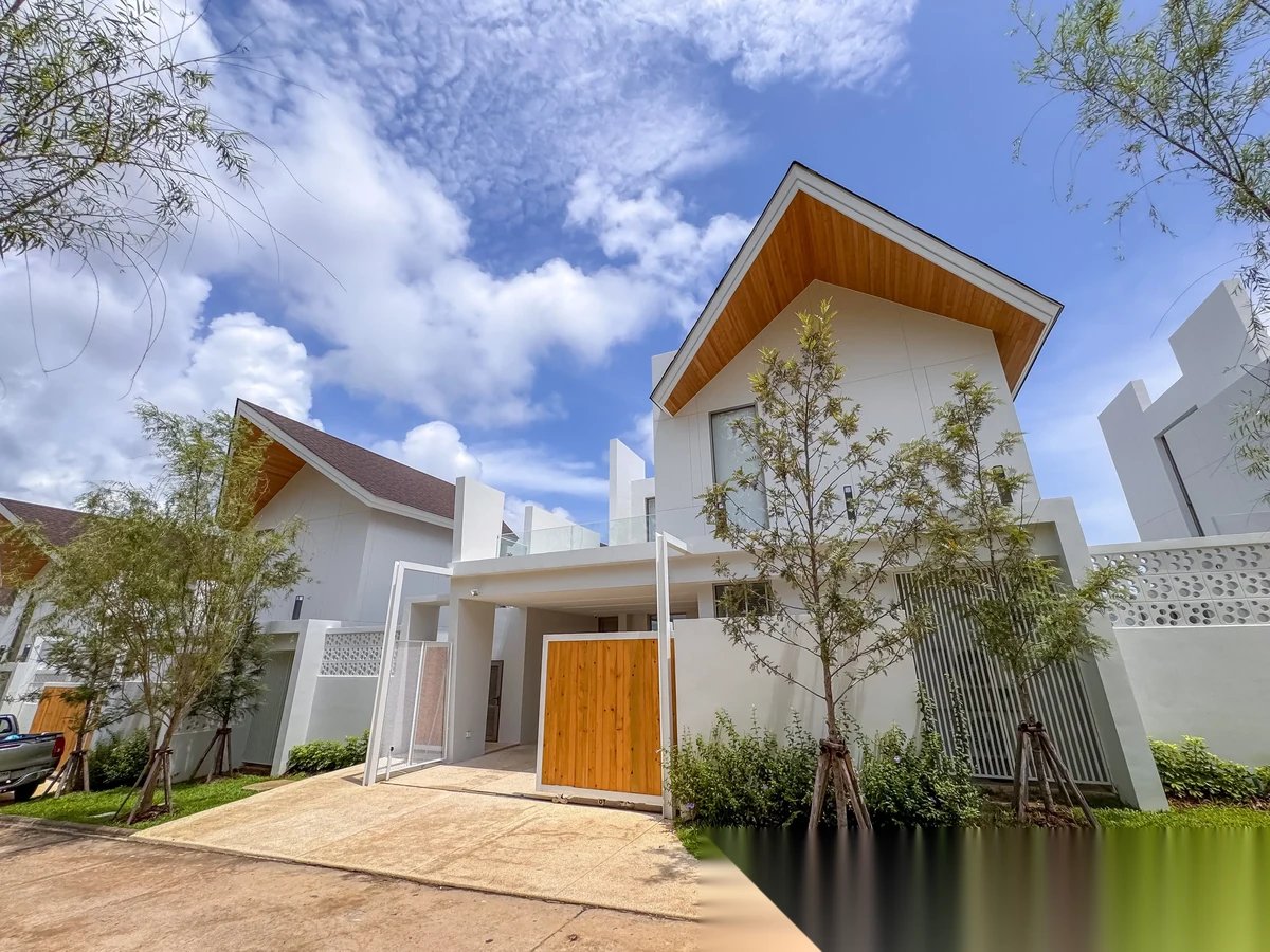 3 Bedroom Villa for sale at LuxPride by Wallaya Villas complex · Si Sunthon — photo 22