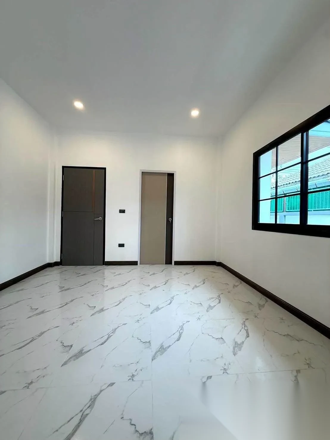 Дом 2BR в комплексе Baan Maneekram-Jomthong Thani · Вичит — фото 11