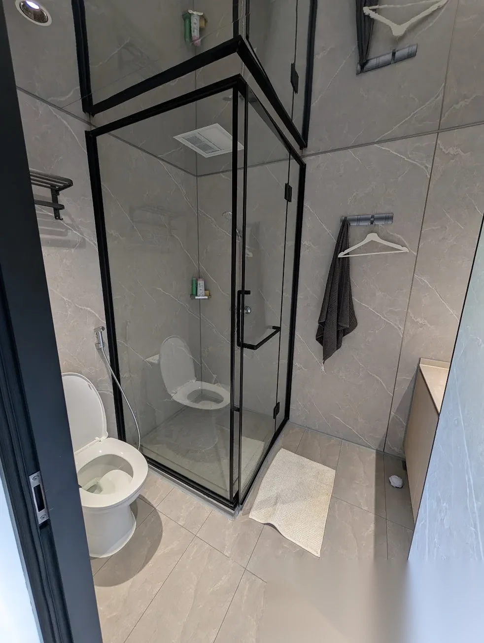 Вилла 4BR в комплексе Loch Palm Golf Club · Кату · Вид на озеро — фото 5