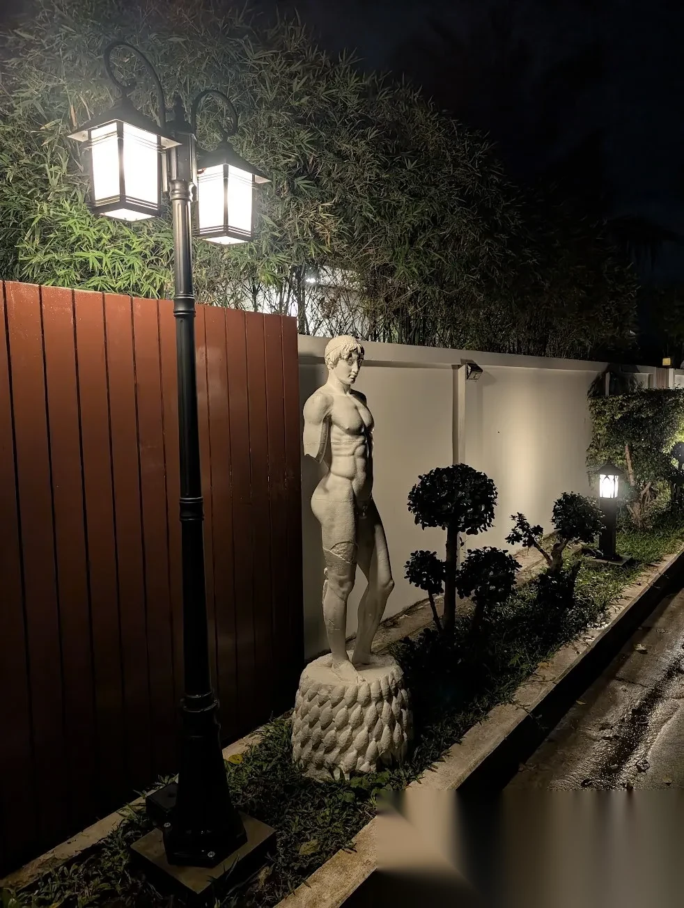 Вилла 4BR в комплексе Loch Palm Golf Club · Кату · Вид на озеро — фото 19