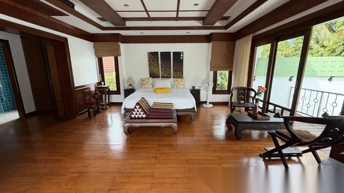 5 Bedroom Villa for rent at Sirinthara complex · Rawai — photo 4