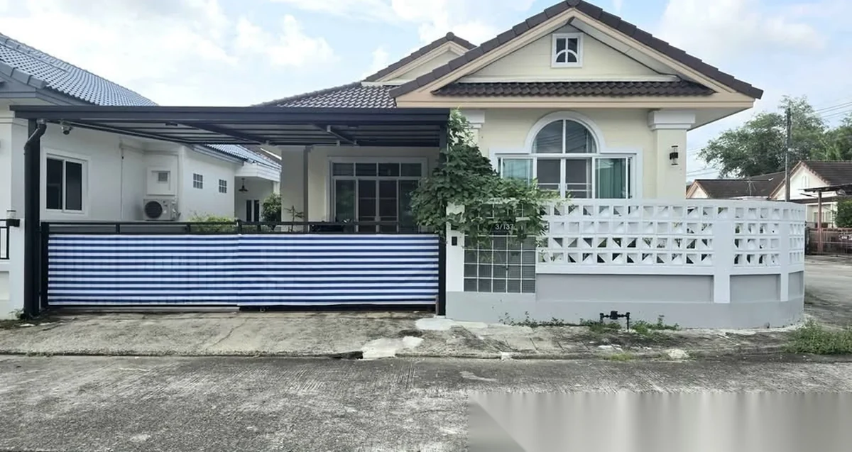Дом 2BR в комплексе Sinsuk Thanee Village · Си Сунтон