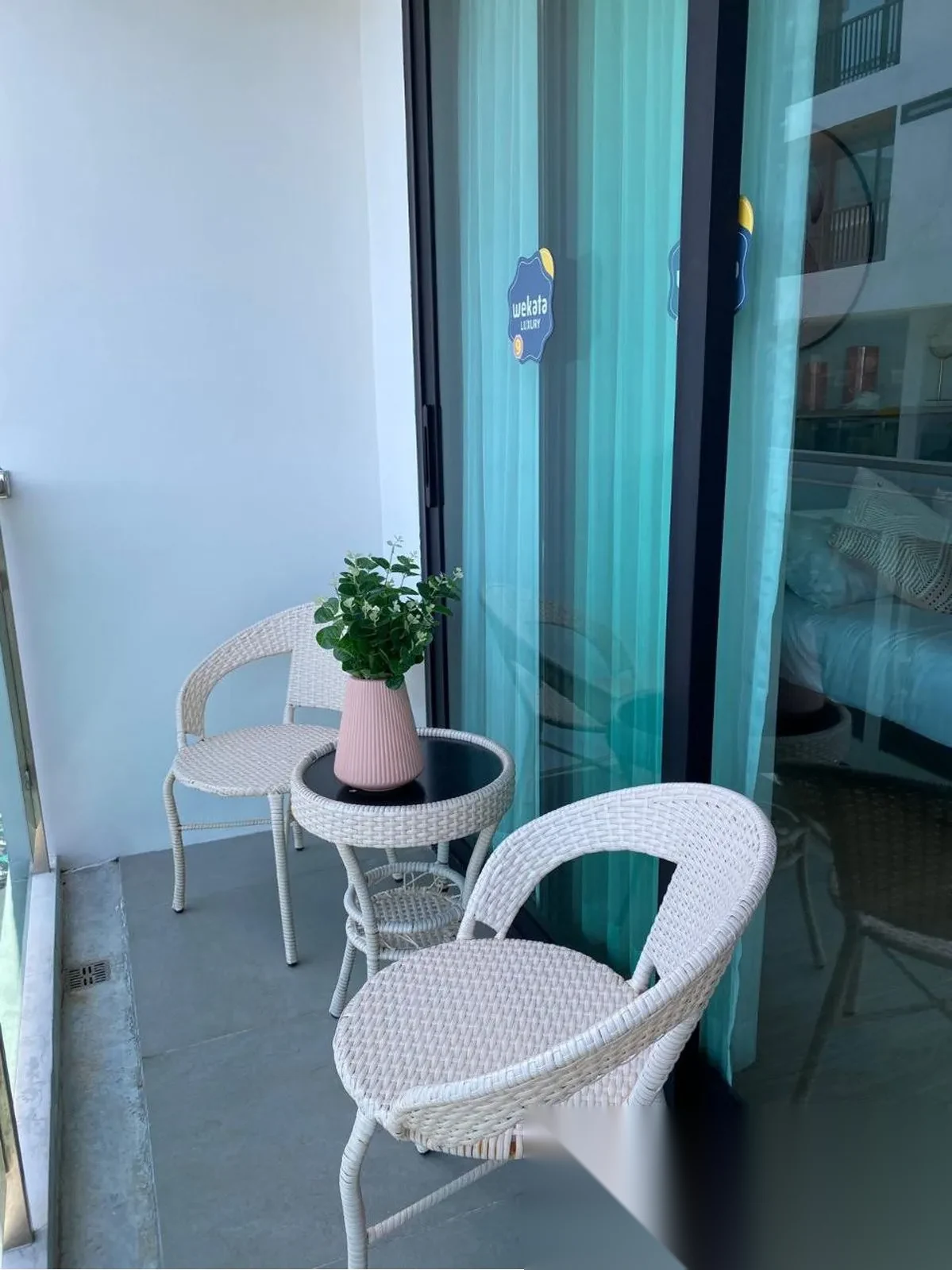 Апартаменты студия в ЖК VIP Kata Condominium 2 · Карон · Вид на бассейн — фото 7