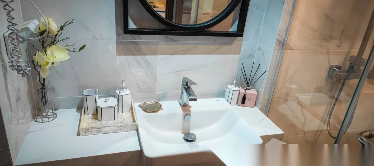 Апартаменты студия в ЖК VIP Kata Condominium 2 · Карон · Вид на бассейн — фото 9