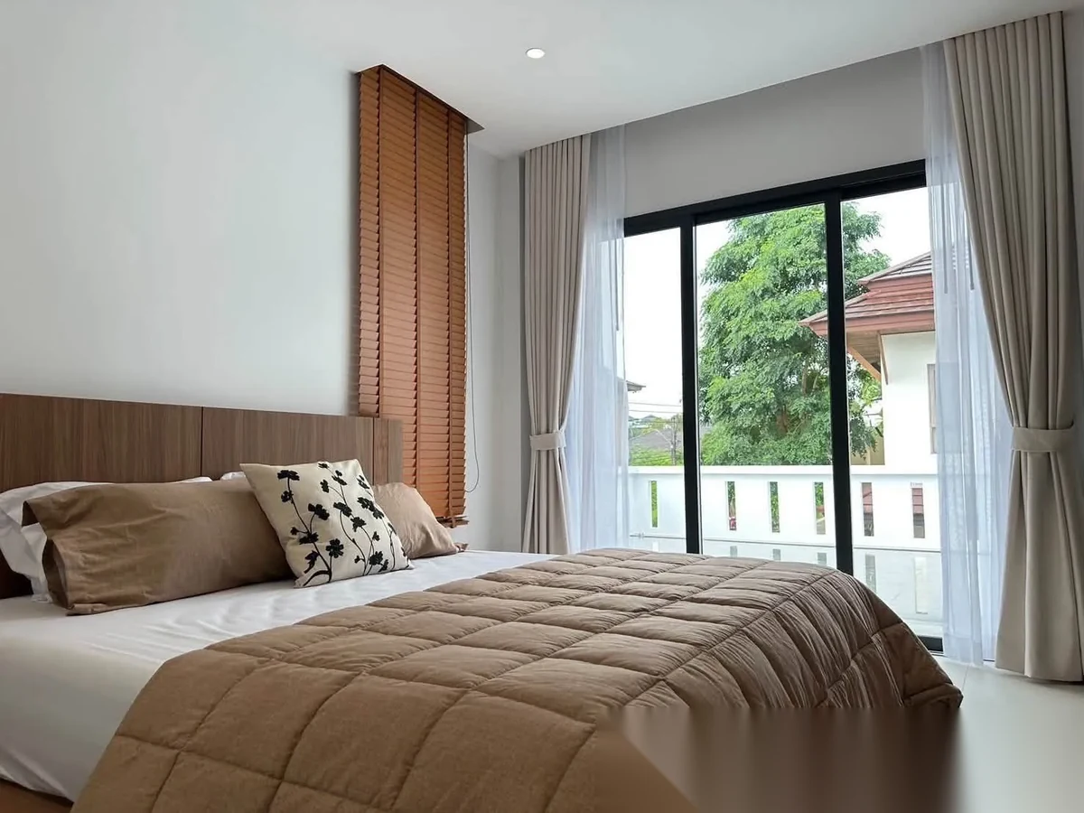 3 Bedroom House for rent at Baan Maneekram-Jomthong Thani complex · Wichit · Pool View — photo 4