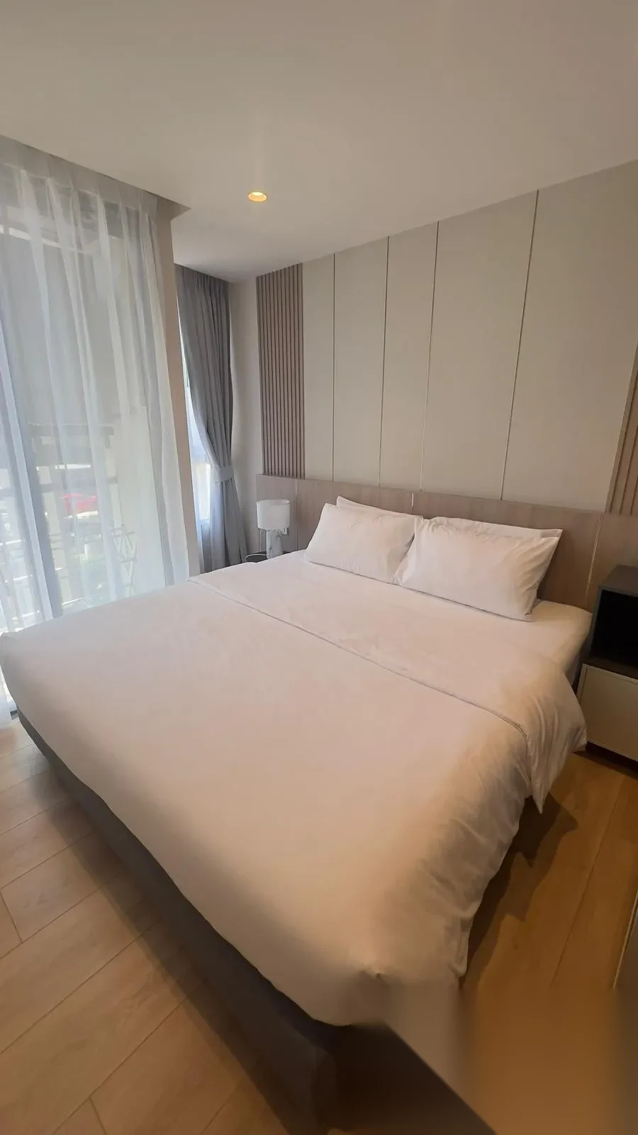 Апартаменты 2BR в ЖК CHARDONNAY NAIHARN · Раваи · Выход к бассейну — фото 2
