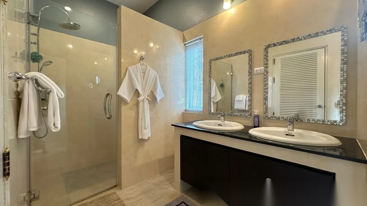 4 Bedroom Villa for rent · Si Sunthon — photo 4