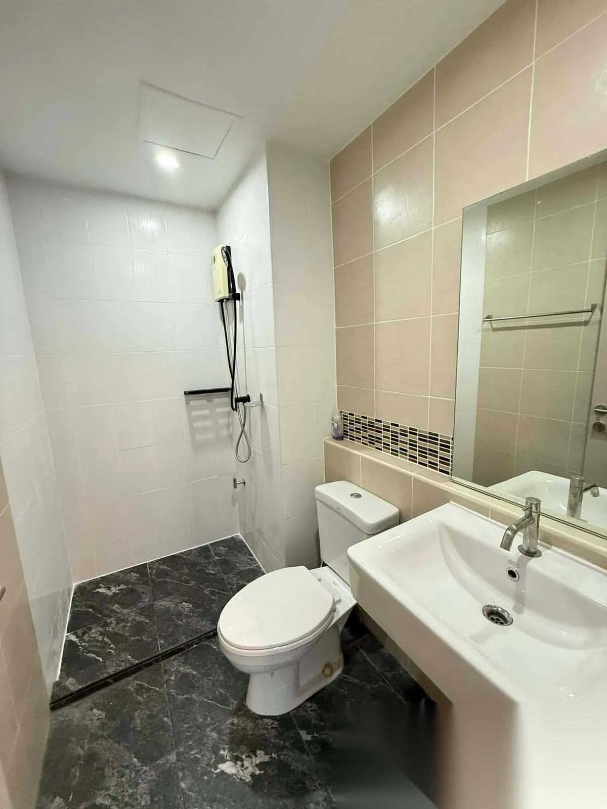 Апартаменты 1BR в ЖК D Condo Creek · Кату · Выход к бассейну — фото 7