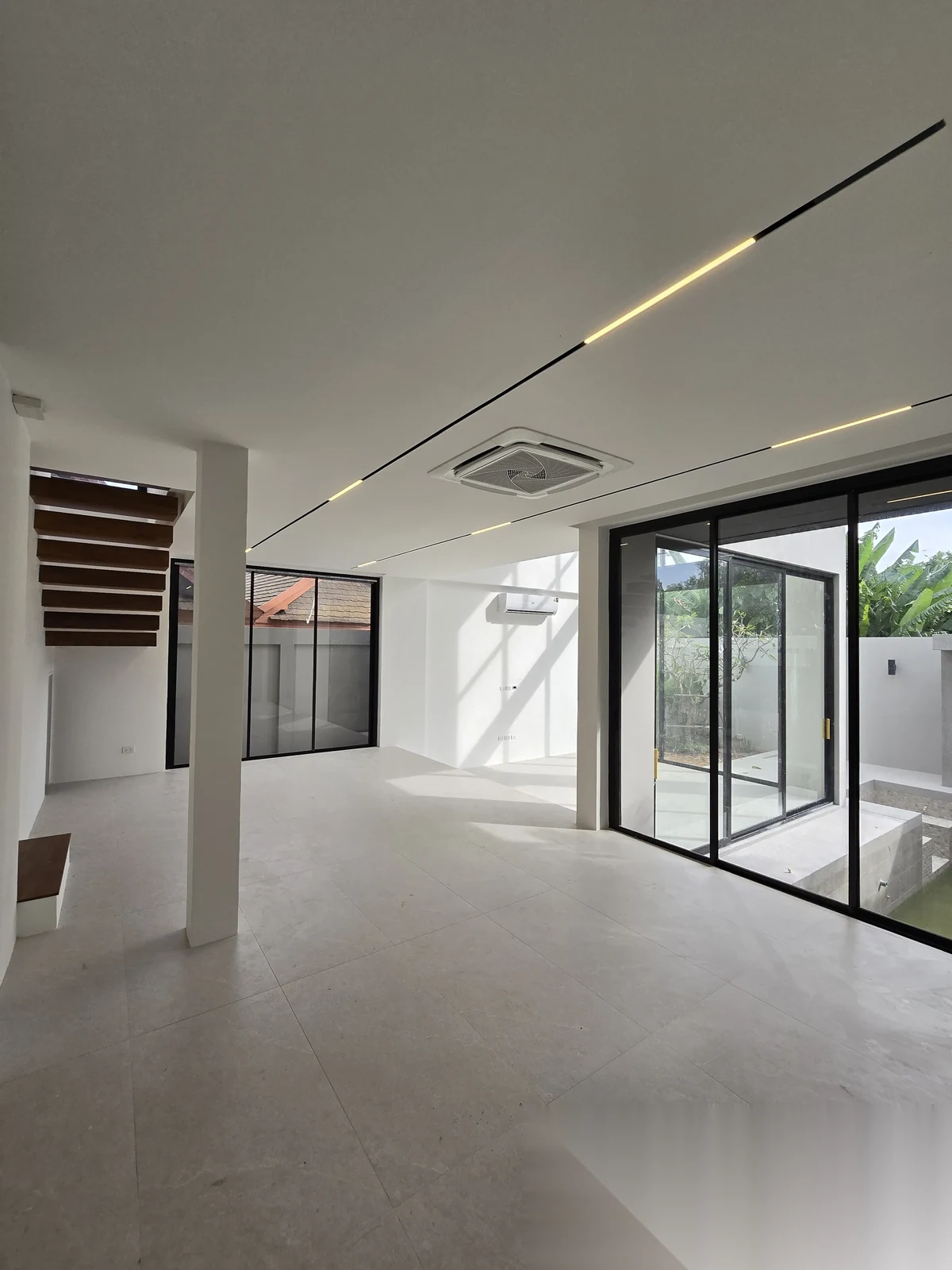 3 Bedroom Villa for sale · Pool View — photo 6
