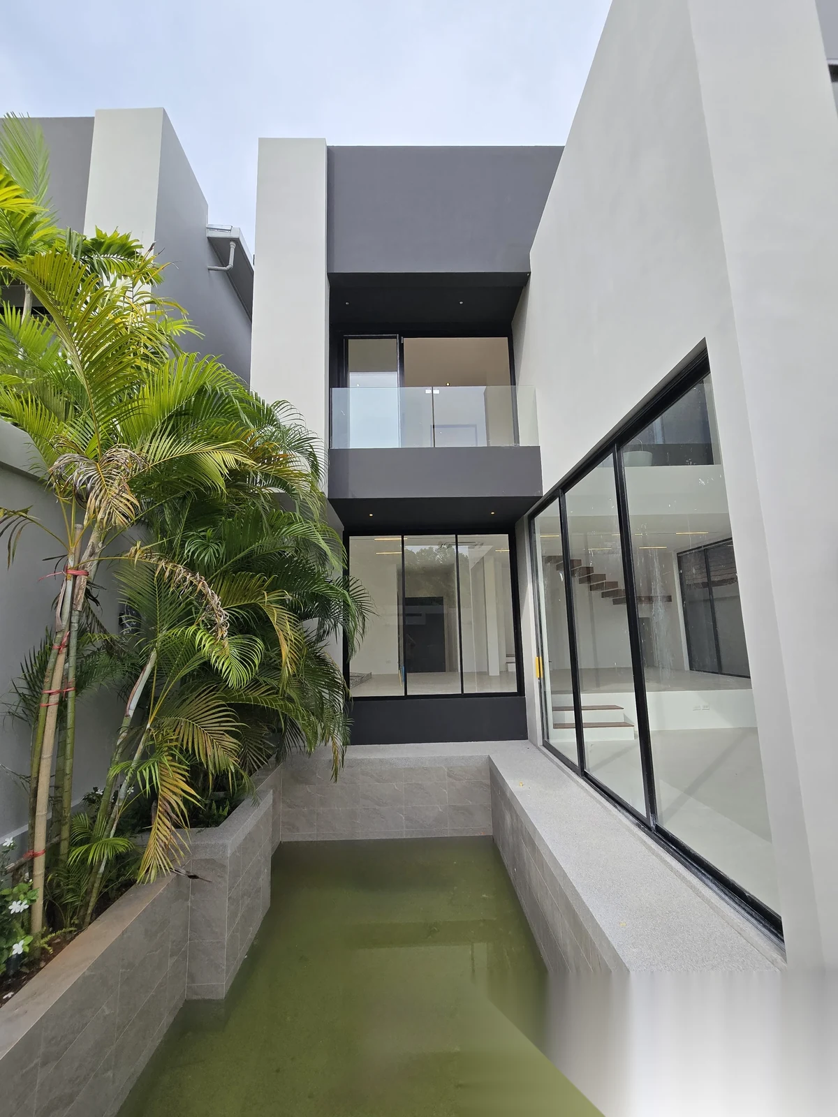 3 Bedroom Villa for sale · Pool View — photo 12