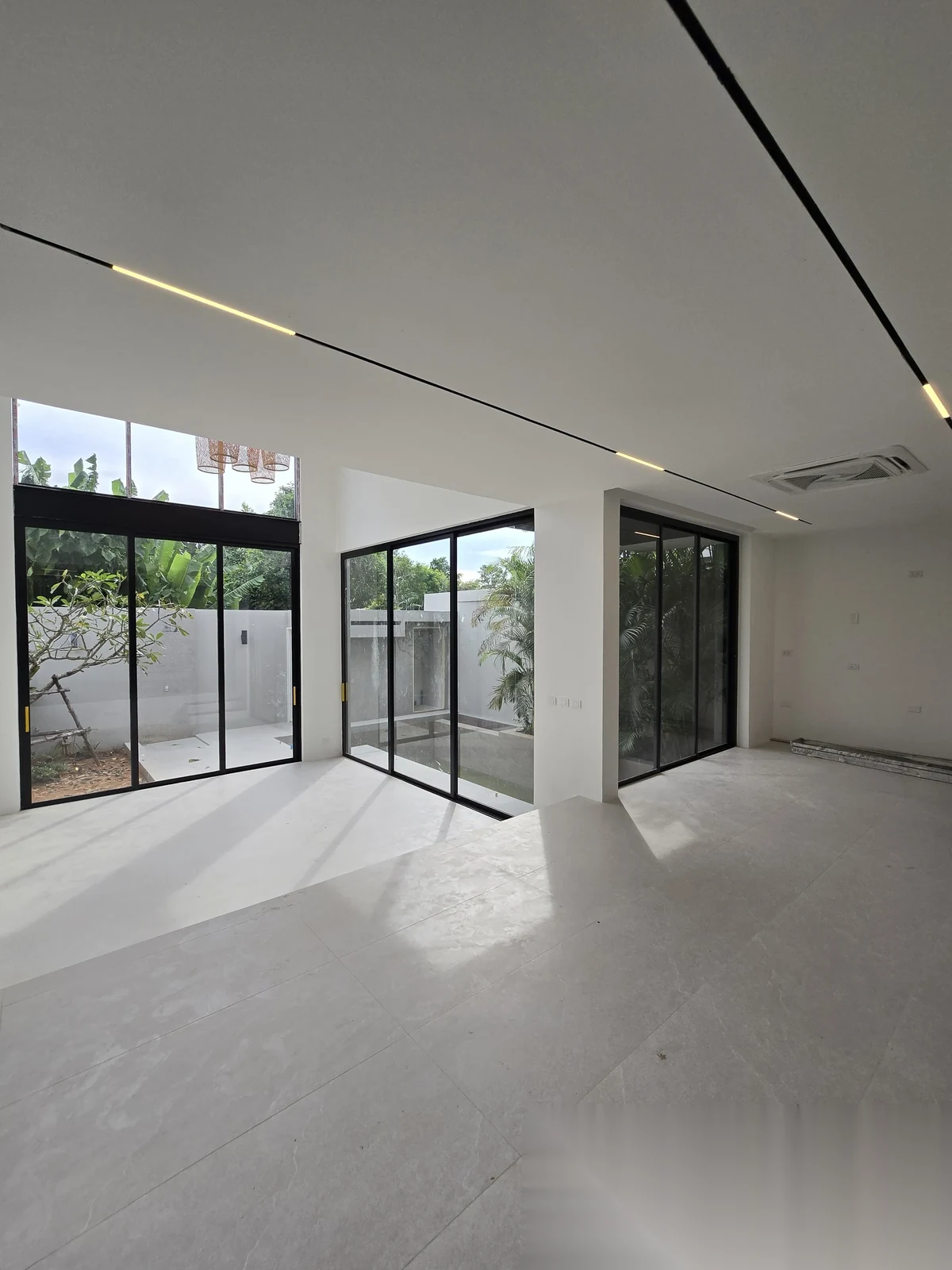 3 Bedroom Villa for sale · Pool View — photo 18