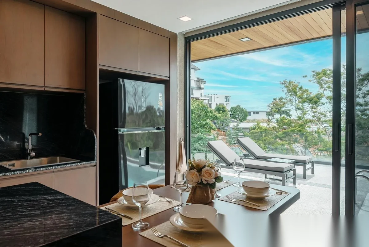 4 Bedroom Villa for sale · Pool View — photo 4