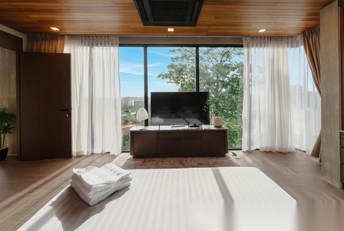 4 Bedroom Villa for sale · Pool View — photo 16