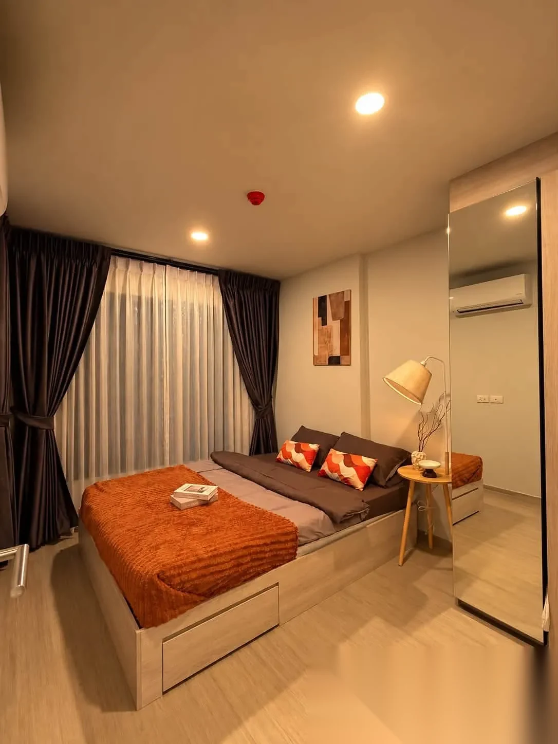 Апартаменты 2BR в ЖК The Origin Kathu-Patong · Кату · Выход к бассейну — фото 4