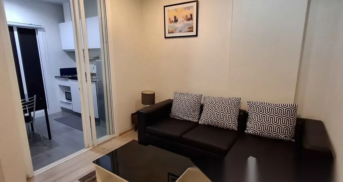1 Bedroom Apartment for rent at The Base Downtown complex · Wichit