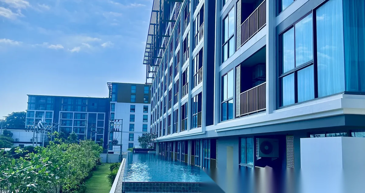 1 Bedroom Apartment for sale at The Ozone Oasis Condominium complex · Choeng Thale · Pool Access