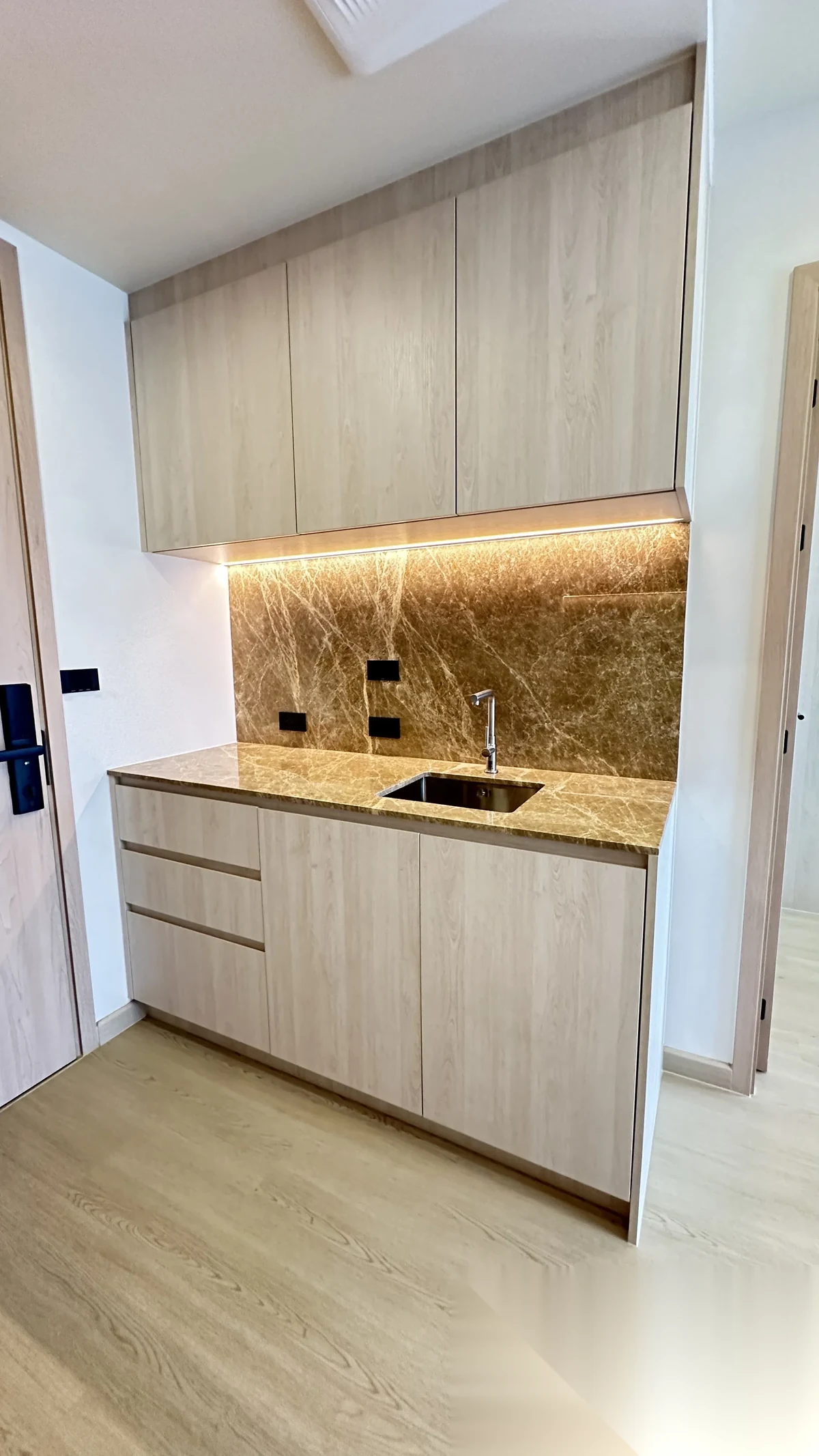 1 Bedroom Apartment for sale at The Ozone Oasis Condominium complex · Choeng Thale · Pool Access — photo 2