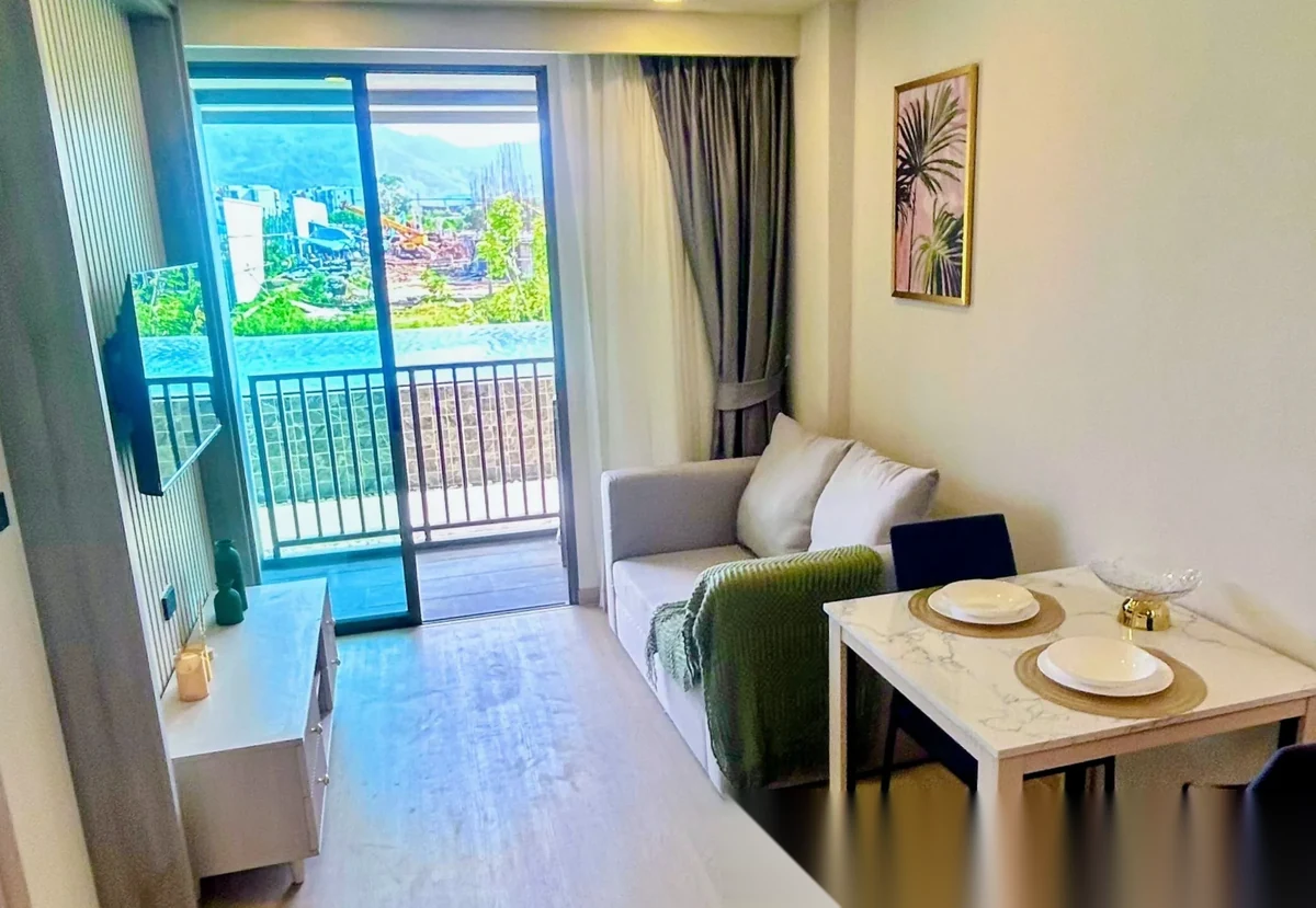 1 Bedroom Apartment for sale at The Ozone Oasis Condominium complex · Choeng Thale · Pool Access — photo 3