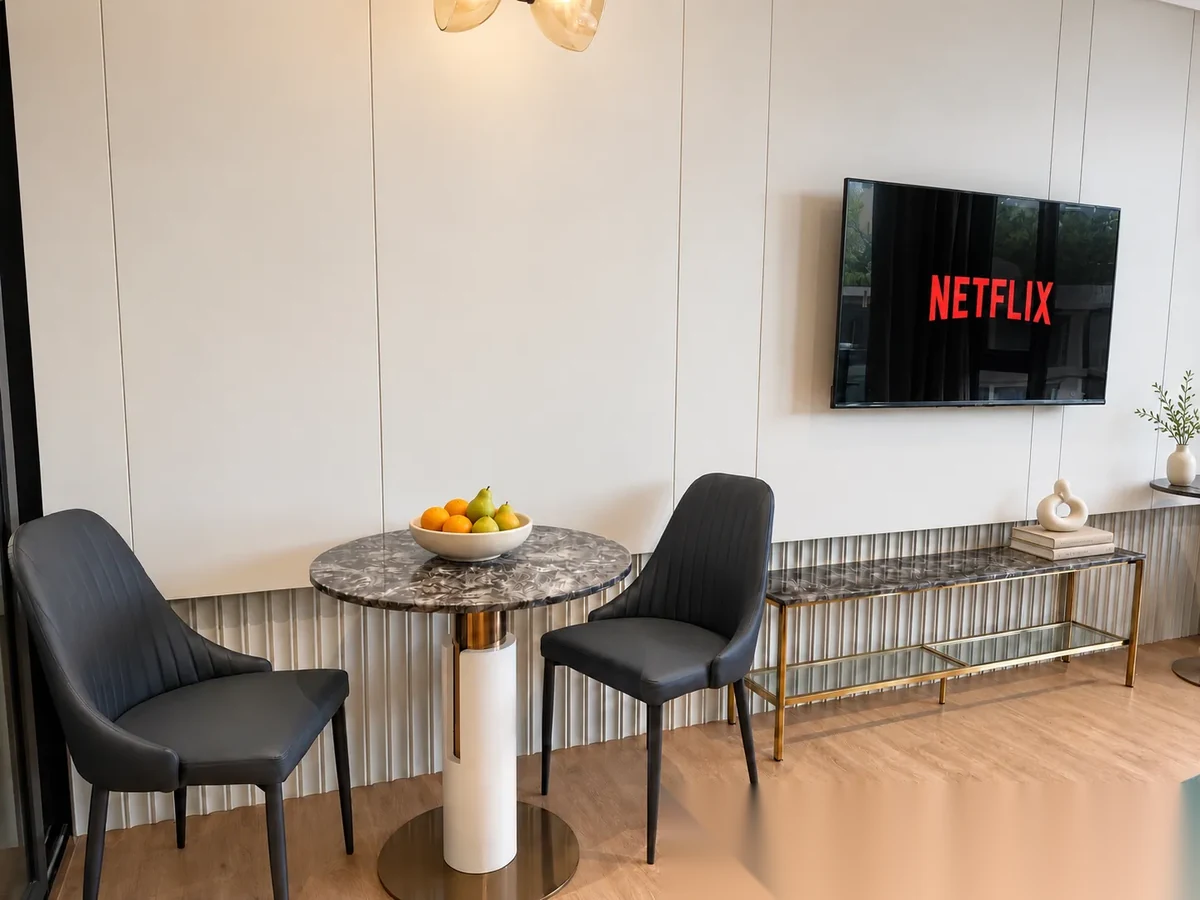 Апартаменты 1BR в ЖК Bellevue Beachfront Condo · Чернг Тале / Bang Tao · Вид на бассейн — фото 6