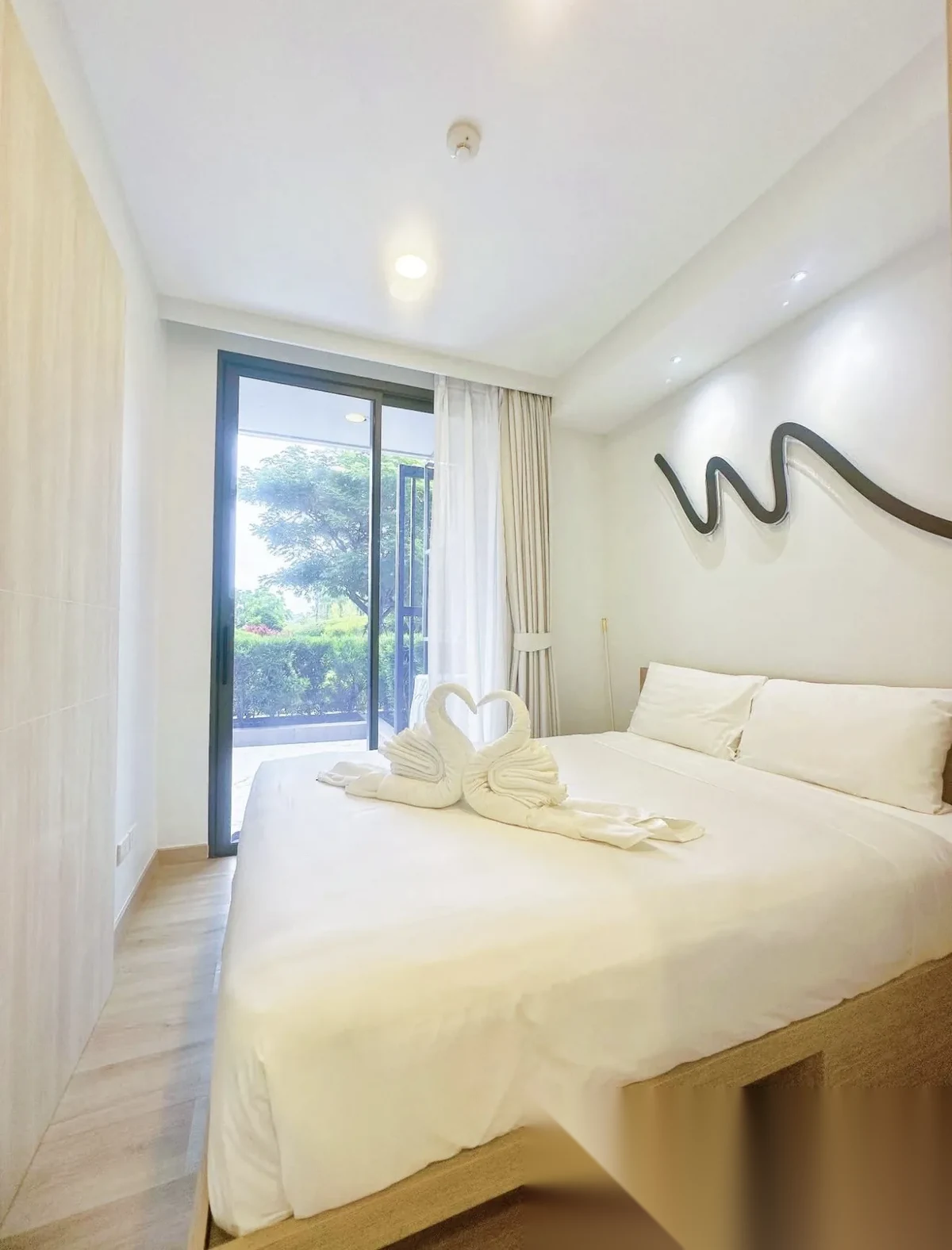 2 Bedroom Apartment for rent at Skypark Aurora Laguna Phuket complex · Choeng Thale · Garden View — photo 2