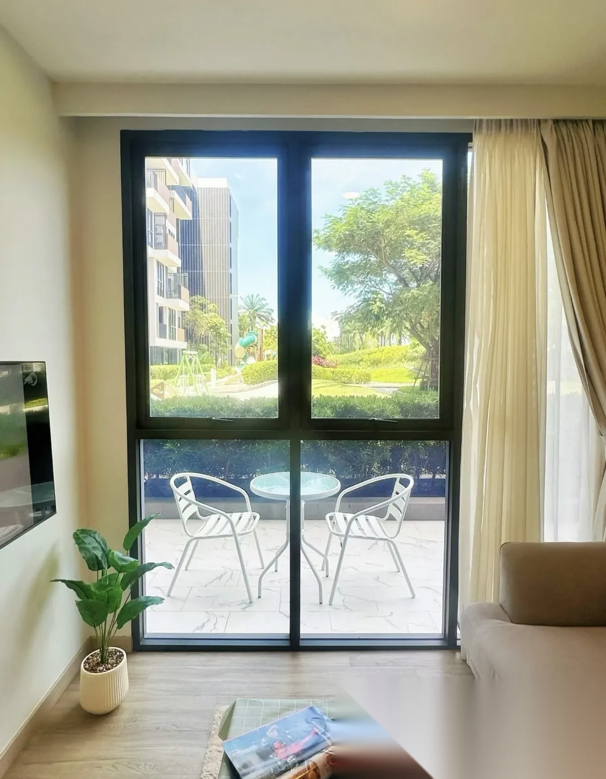 2 Bedroom Apartment for rent at Skypark Aurora Laguna Phuket complex · Choeng Thale · Garden View — photo 6
