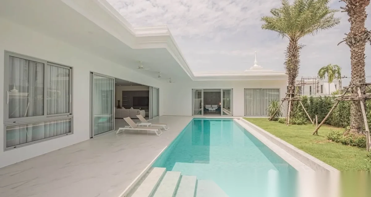 5 Bedroom Villa for rent at Spacious Single-Storey Pool Villa With Garden & Large Plot complex · Rawai