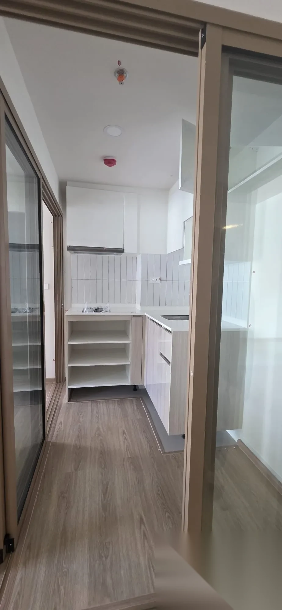 Апартаменты 2BR в ЖК Escent Phuket · Вичит · Вид на бассейн — фото 3