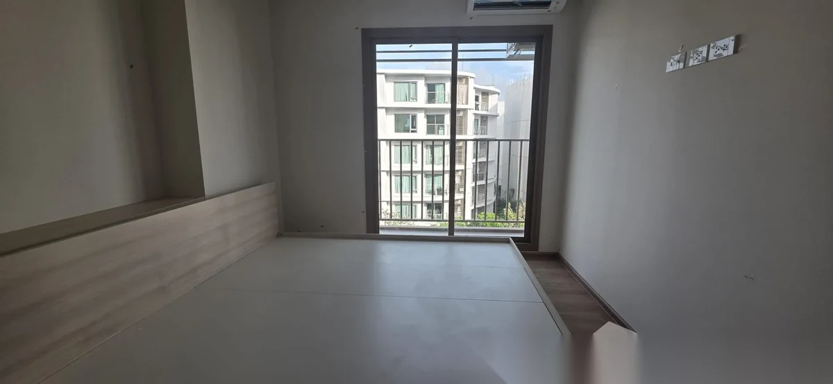 Апартаменты 2BR в ЖК Escent Phuket · Вичит · Вид на бассейн — фото 10