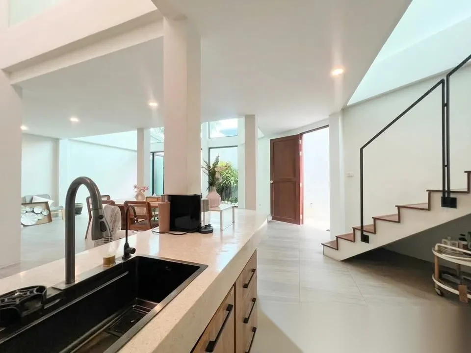 3 Bedroom Villa for rent at Double-Storey Modern Pool Villa With Garden Near Rama 5 Park complex · Phuket Town — photo 7