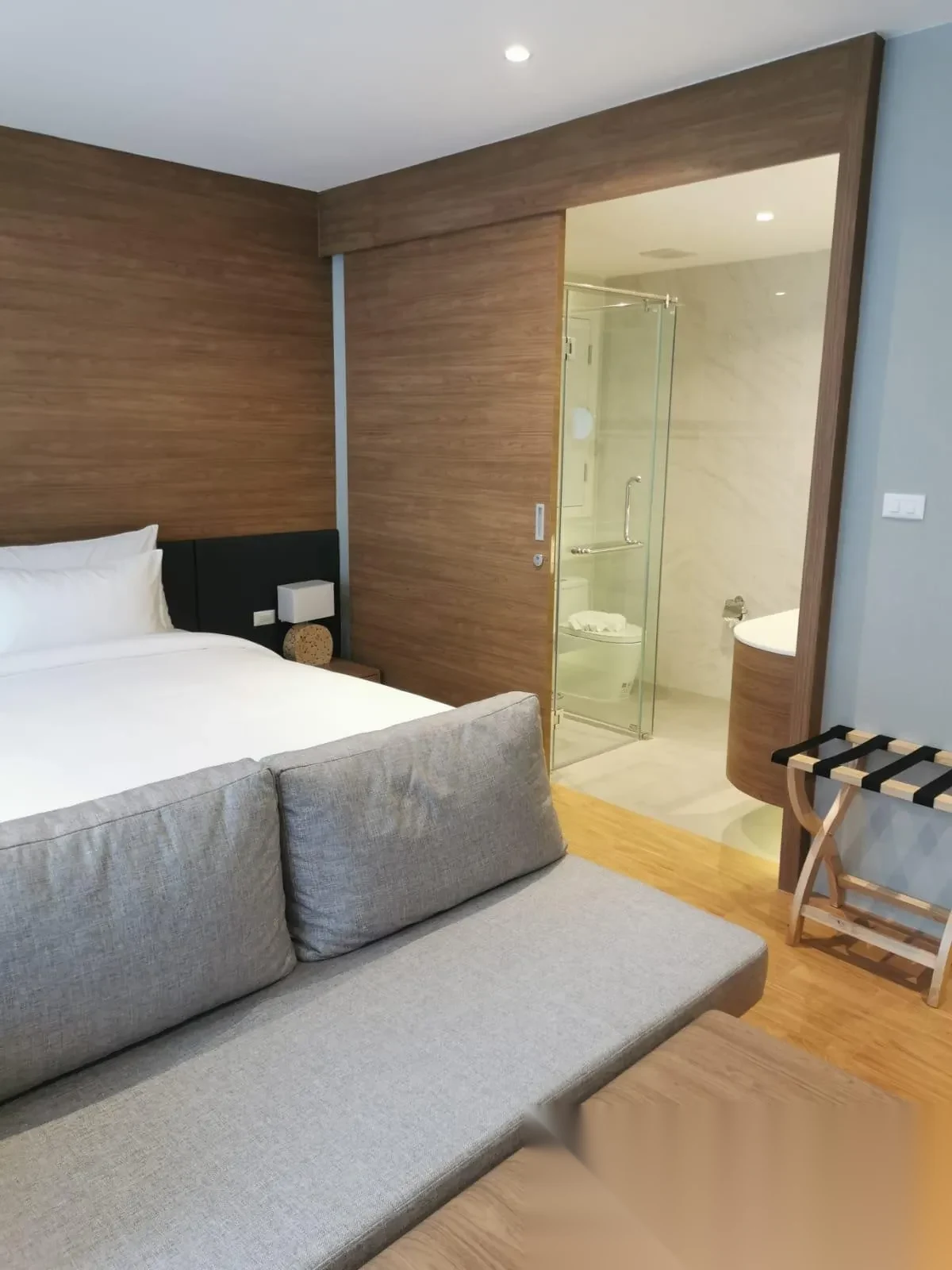 1 Bedroom Apartment for sale at Sea Heaven Phase 3 complex · Sakhu · Pool View — photo 3