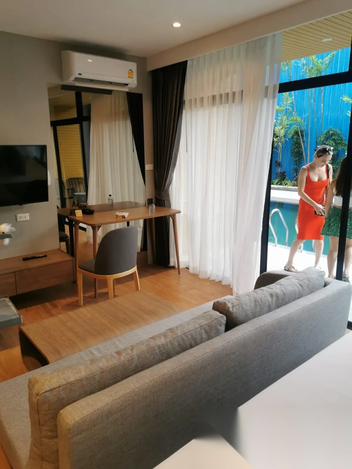 1 Bedroom Apartment for sale at Sea Heaven Phase 3 complex · Sakhu · Pool View — photo 4