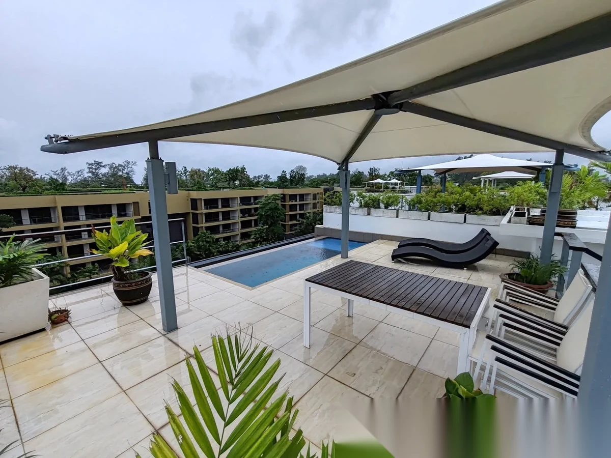 2 Bedroom Penthouse for rent at Casuarina Shores complex · Choeng Thale · Pool View — photo 4