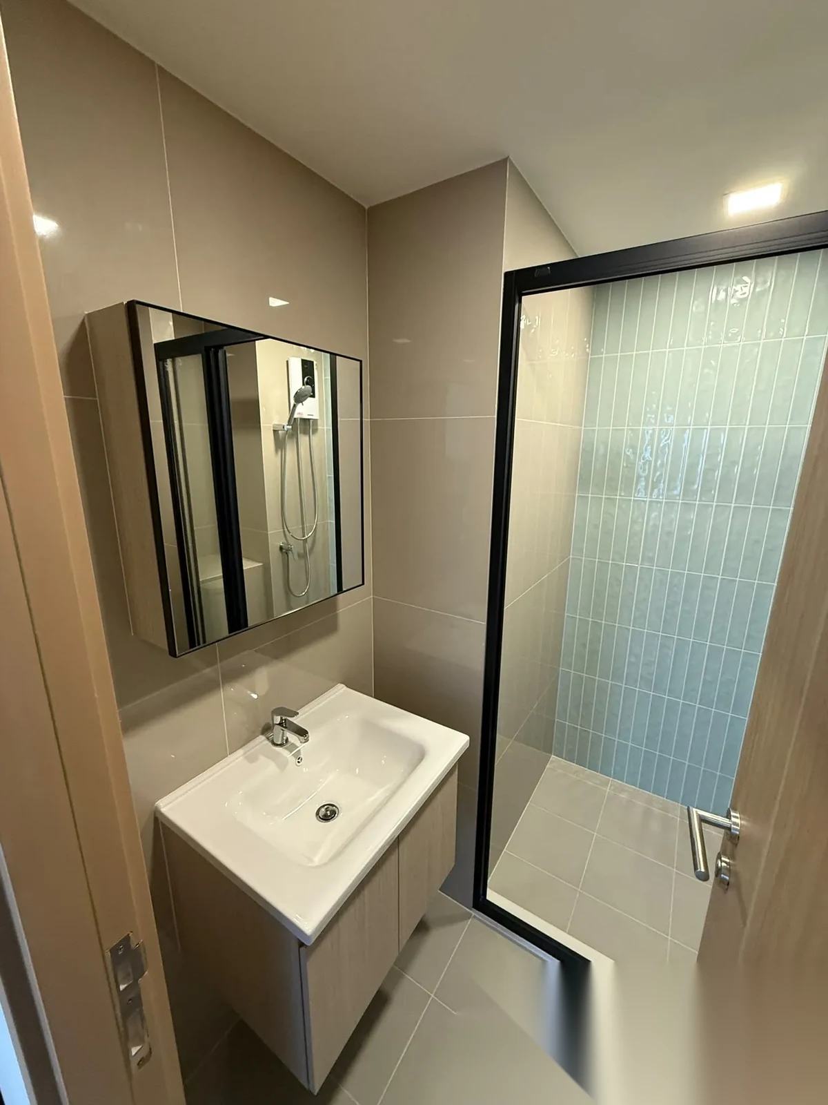 Studio Apartment for rent at THE BASE Bukit complex · Wichit — photo 5