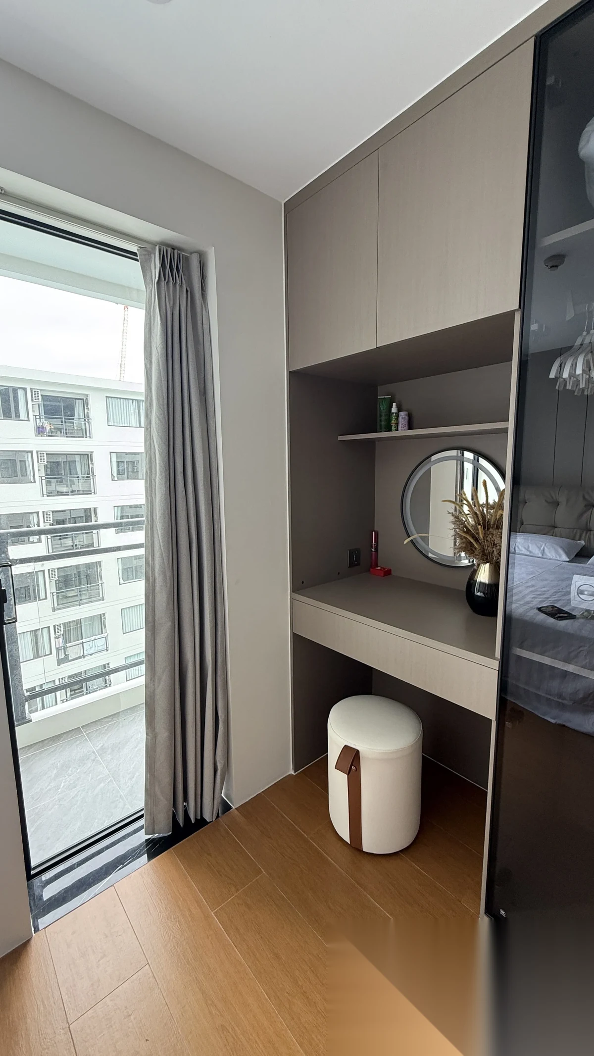1 Bedroom Apartment for sale at Capri Residences complex · Choeng Thale · Pool View — photo 10