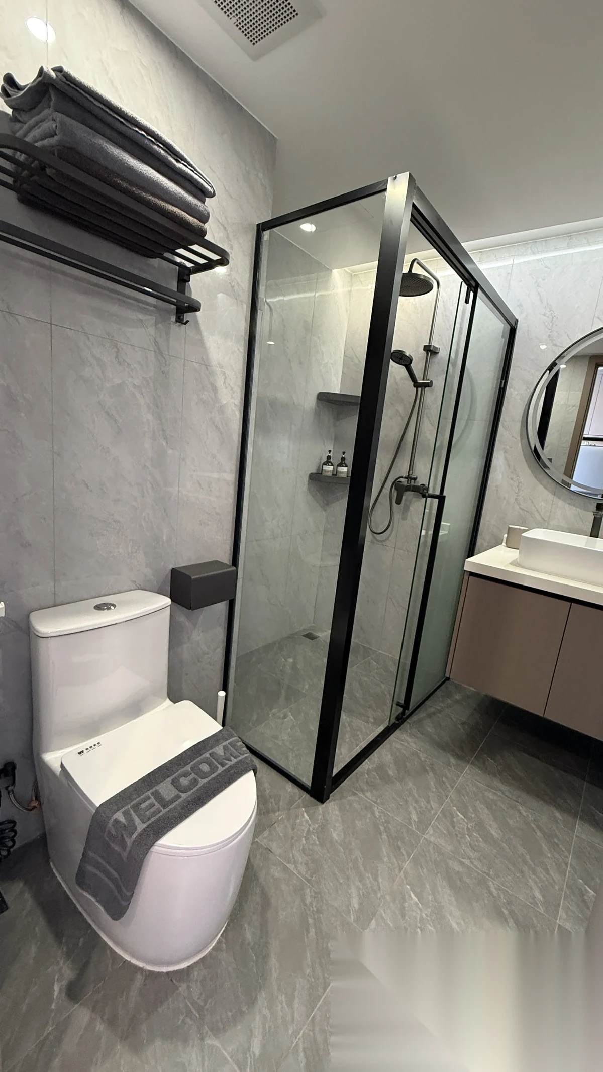 1 Bedroom Apartment for sale at Capri Residences complex · Choeng Thale · Pool View — photo 11
