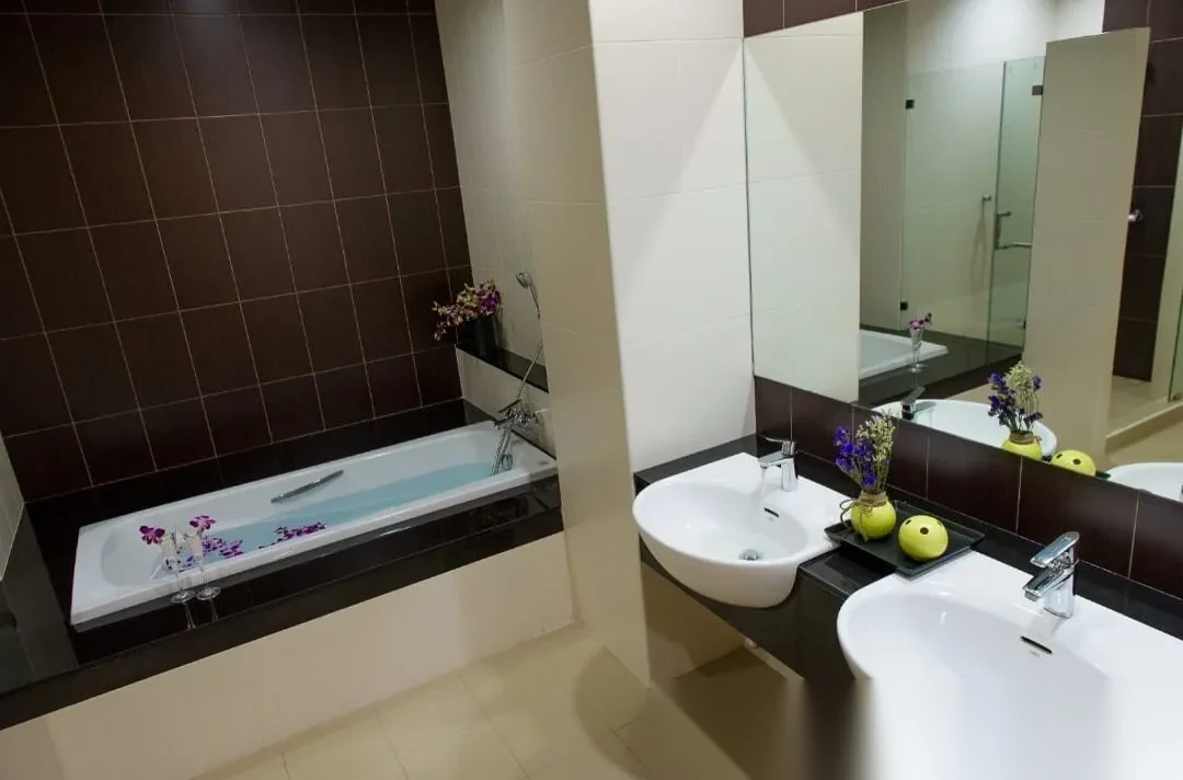 1 Bedroom Apartment for sale at Palm & Pine At Karon Hill complex · Karon · Pool View — photo 10