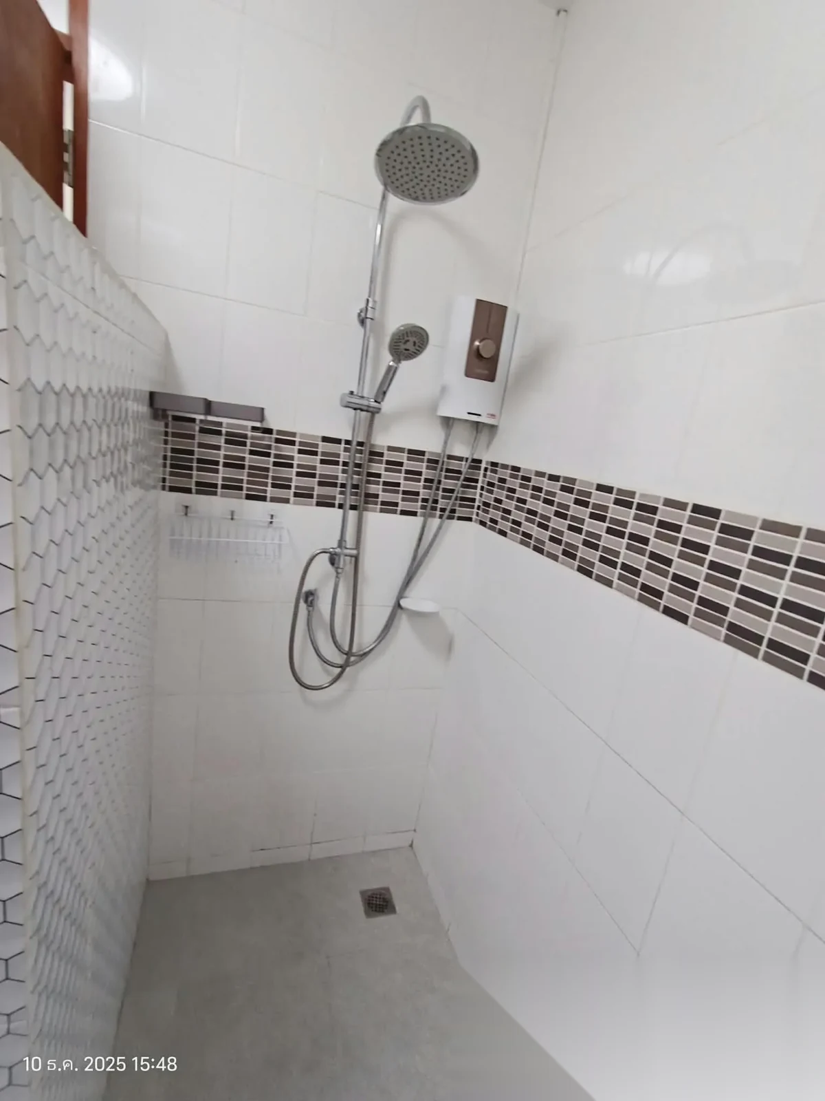 2 Bedroom Apartment for rent at Buppa House Apartment complex · Phuket Town · Pool Access — photo 6