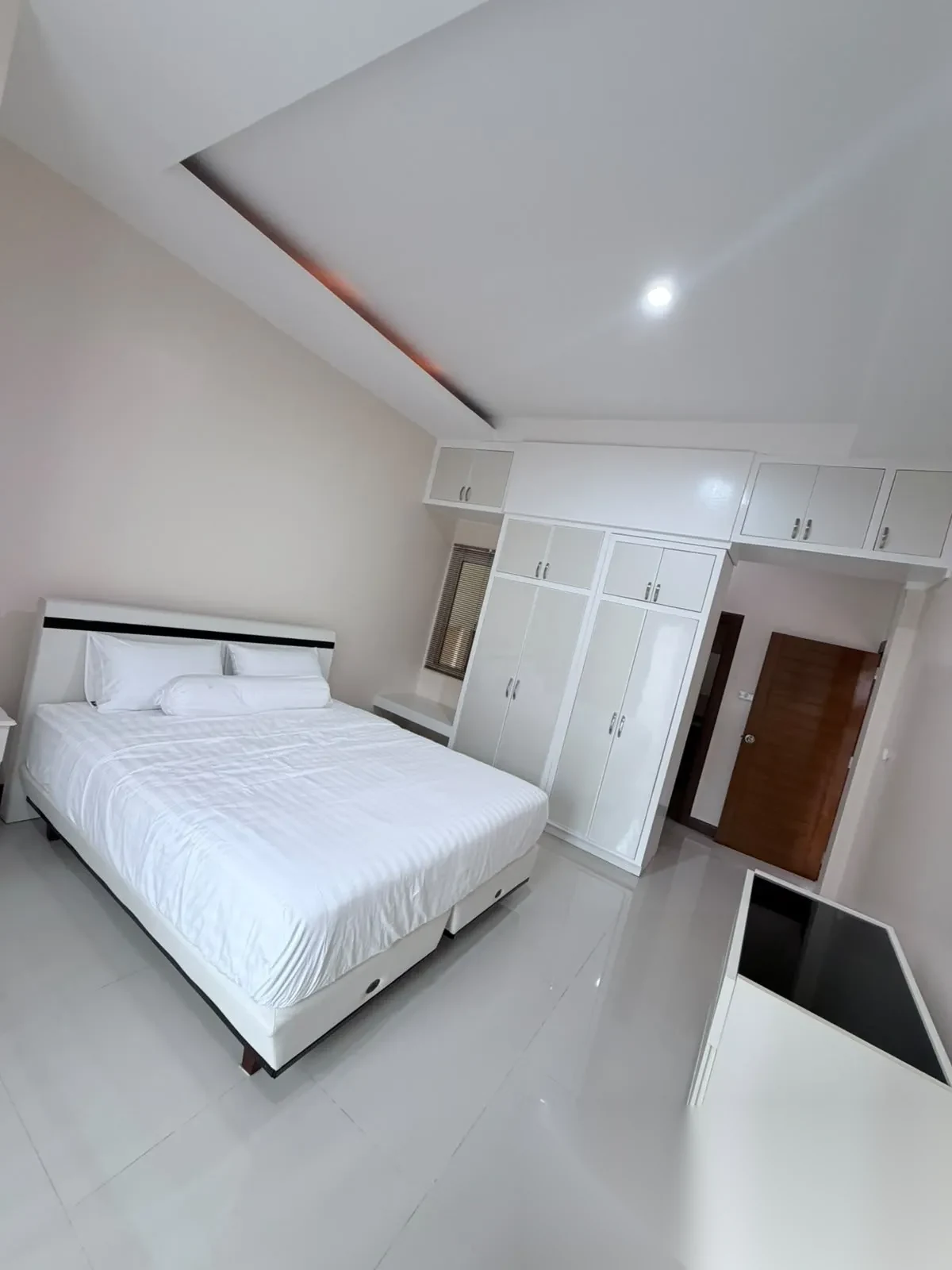 3 Bedroom House for rent at Somboonsab Village complex · Si Sunthon — photo 12